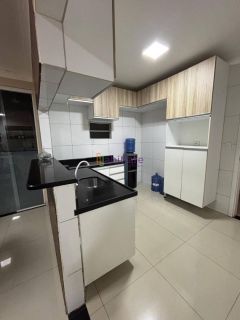 ALUGA-SE  Casa nascente de dois pavimentos no Condomínio Intermares Village