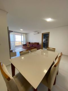 Apartamento de 132m² com 3 suítes (2 com varanda) na Península da Ponta D'areia
