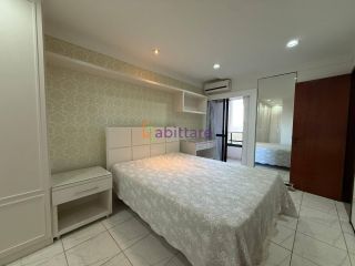 Apartamento de 3 quartos (1 suíte e 2 semi suítes) no Edifício Toulon