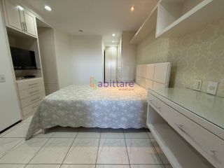 Apartamento de 3 quartos (1 suíte e 2 semi suítes) no Edifício Toulon