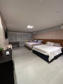 Mansão de 800m² com 7 suítes + espaço gourmet com churrasqueira e piscina com hidromassagem no Calhau