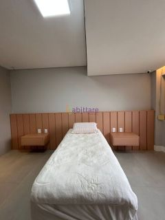 Mansão de 800m² com 7 suítes + espaço gourmet com churrasqueira e piscina com hidromassagem no Calhau