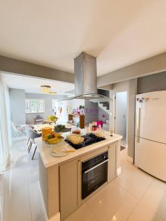 Casa duplex com 3 quartos (1 suíte) no Condomínio Intermares Village