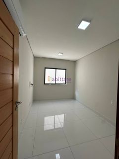 Casa duplex de 143m² com 3 quartos (1 suíte) no Condomínio Marianne