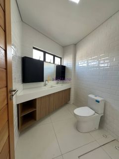 Casa duplex de 143m² com 3 quartos (1 suíte) no Condomínio Marianne