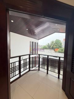 Casa duplex MOBILIADA no Jardim Eldorado com 4 suítes (1 master) + DCE e espaço gourmet com piscina