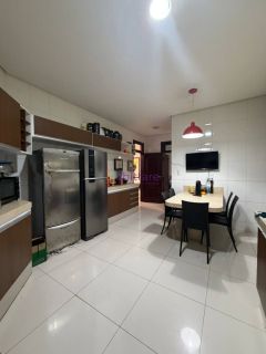 Casa duplex MOBILIADA no Jardim Eldorado com 4 suítes (1 master) + DCE e espaço gourmet com piscina