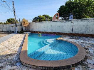 Casa no Condomínio Madri com 3 quartos (1 suíte) na rua do Aririzal