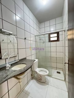 Casa no Condomínio Madri com 3 quartos (1 suíte) na rua do Aririzal