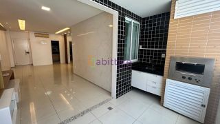 Apartamento de 110m² no Edifício Domus com 3 suítesno Jardim Renascença