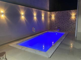 Casa duplex no Araçagy com 3 suítes, piscina privativa e energia solar