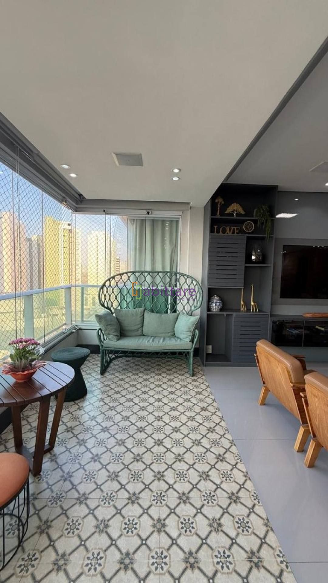 Apartamento de 217m² MOBILIADO com 3 suítes com closet no Litorânea Beach - Vista mar
