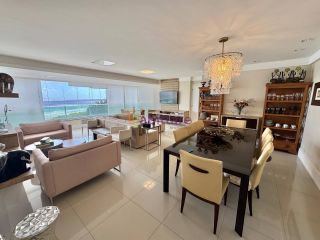 Alugo apartamento mobiliado com 4 quartos (2 suítes) - 220m² vista mar no Litorânea Beach