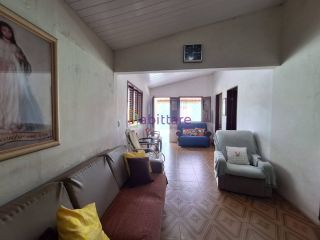 Casa na cohab com 3 pontos comerciais, ao lado do Terminal Cohab/Cohatrac