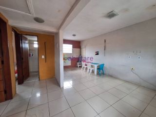 Casa na cohab com 3 pontos comerciais, ao lado do Terminal Cohab/Cohatrac