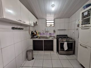 Casa na cohab com 3 pontos comerciais, ao lado do Terminal Cohab/Cohatrac