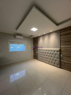 Casa Térrea no Condomínio Interlagos com 3 suítes | Alto Padrão