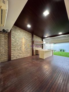 Casa Térrea no Condomínio Interlagos com 3 suítes | Alto Padrão