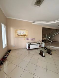 Casa duplex no Quintas do Calhau de 400m² com 5 suítes + espaço gourmet com churrasqueira