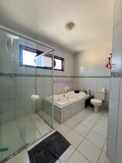 Casa duplex no Quintas do Calhau de 400m² com 5 suítes + espaço gourmet com churrasqueira