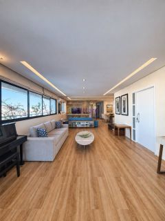 Apartamento semi-mobiliado no Edifício José Tácito - 230m² - com 04 suítes