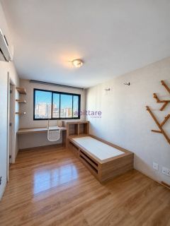 Apartamento semi-mobiliado no Edifício José Tácito - 230m² - com 04 suítes