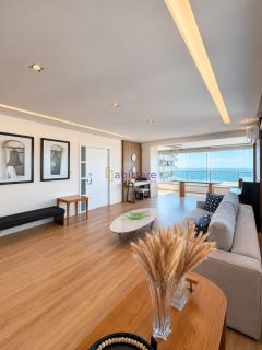 Apartamento semi-mobiliado no Edifício José Tácito - 230m² - com 04 suítes