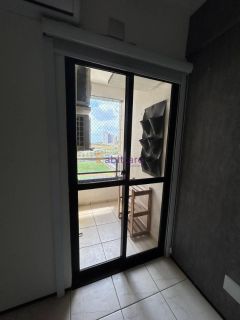 Apartamento de 127m² com 3 quartoos (1 suíte) no Edifício Toulon - Ponta do Farol