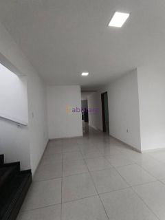 Casa no Turu de 250m² com 4 suítes e área de lazer privativa