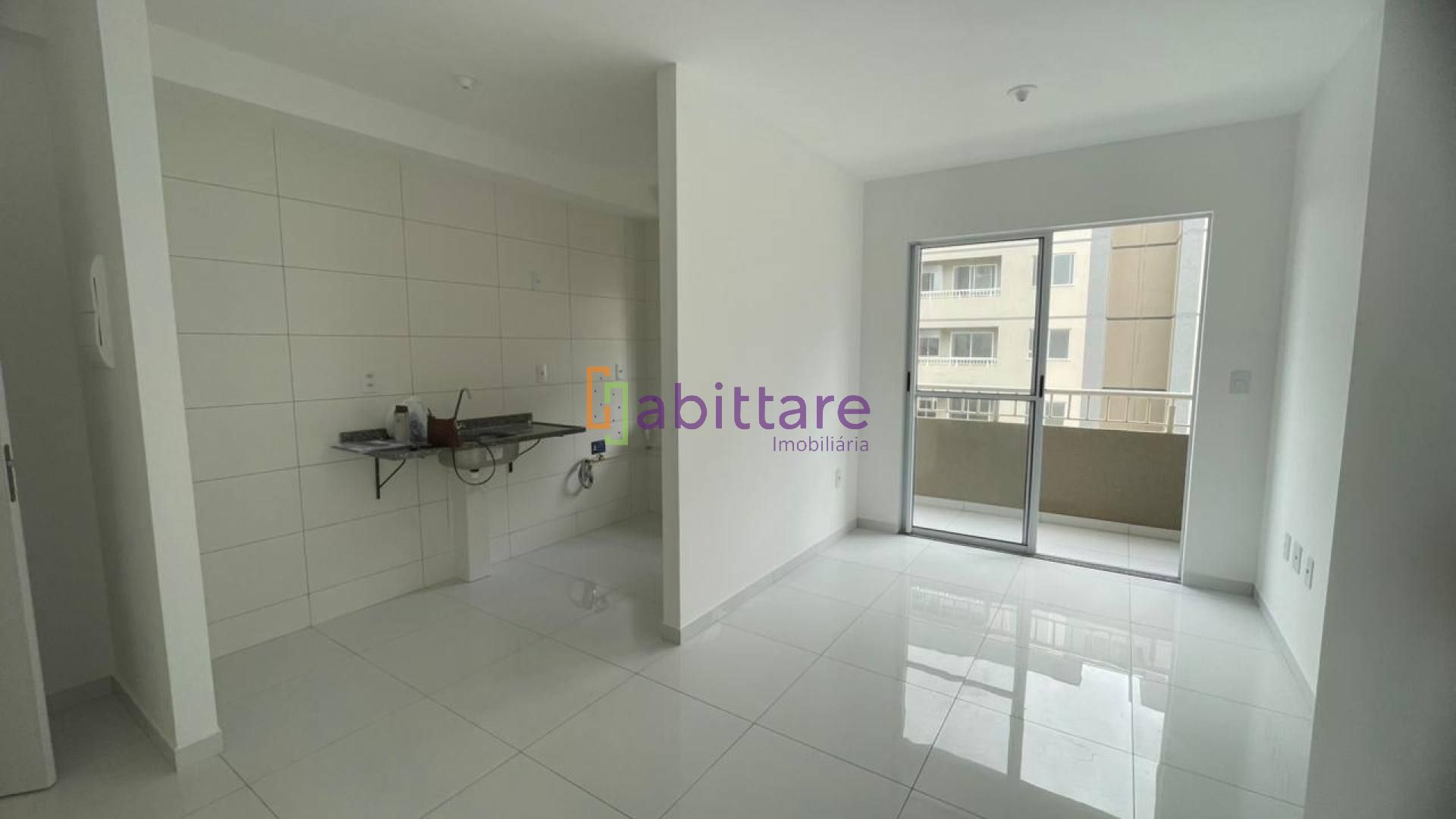 Alugo apartamento no Condomínio Prime Vinhais com 2 quartos (1 suíte)