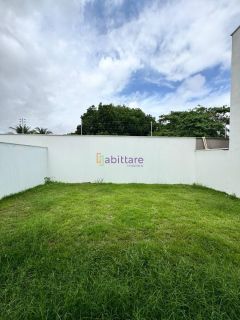 Casa com terreno de 206m² no Condomínio Arco do Triunfo de 4 quartos (1 suíte master com closet)