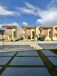 Arco do Triunfo - Casa de 151m² com 4 (suíte master com varanda) + Energia solar no Turu