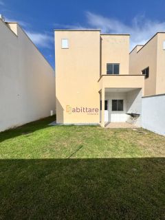 Arco do Triunfo - Casa de 151m² com 4 (suíte master com varanda) + Energia solar no Turu