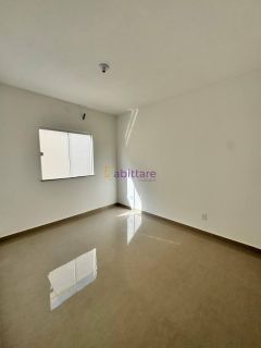 Arco do Triunfo - Casa de 151m² com 4 (suíte master com varanda) + Energia solar no Turu