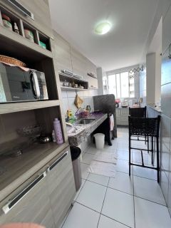 Vendo apartamento no Village das Palmeiras III - 2 quartos (1 suíte)