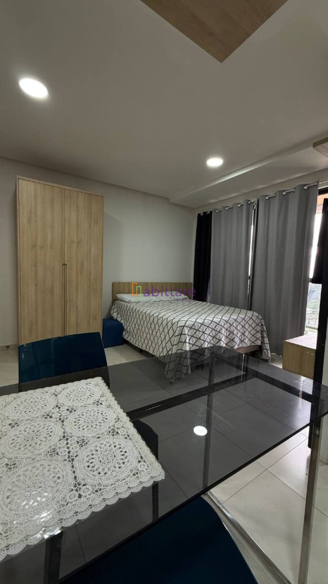Alugo apartamento no Studio Design mobiliado de 1 quarto - Calhau