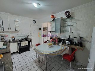 Alugo apartamento no Edificio Lido de 155m² - 3 suítes - Ponta D´areia