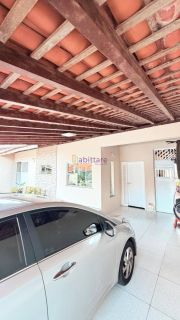 Casa no Condomínio Tupinambá de 130m² com 3 quartos (1 suíte) e 04 vagas de garagem
