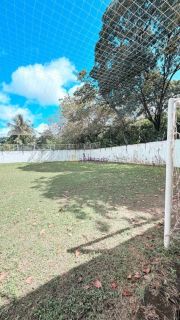 Casa no Condomínio Tupinambá de 130m² com 3 quartos (1 suíte) e 04 vagas de garagem