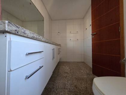 Alugo apartamento no Classic Home de 200m² (4 suítes) Com vista mar