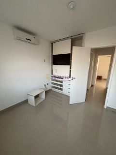 Casa Duplex de 215m² no Condominio Green Village IV com 1 suite master e 2 semi-suites