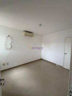 Casa Duplex de 215m² no Condominio Green Village IV com 1 suite master e 2 semi-suites