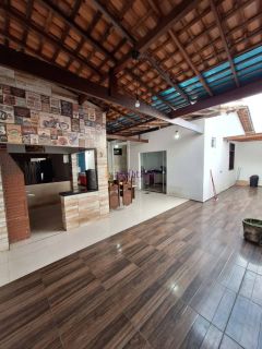 Casa no Condomínio São Luís Rei de França com 3 quartos (1 suíte) 152²