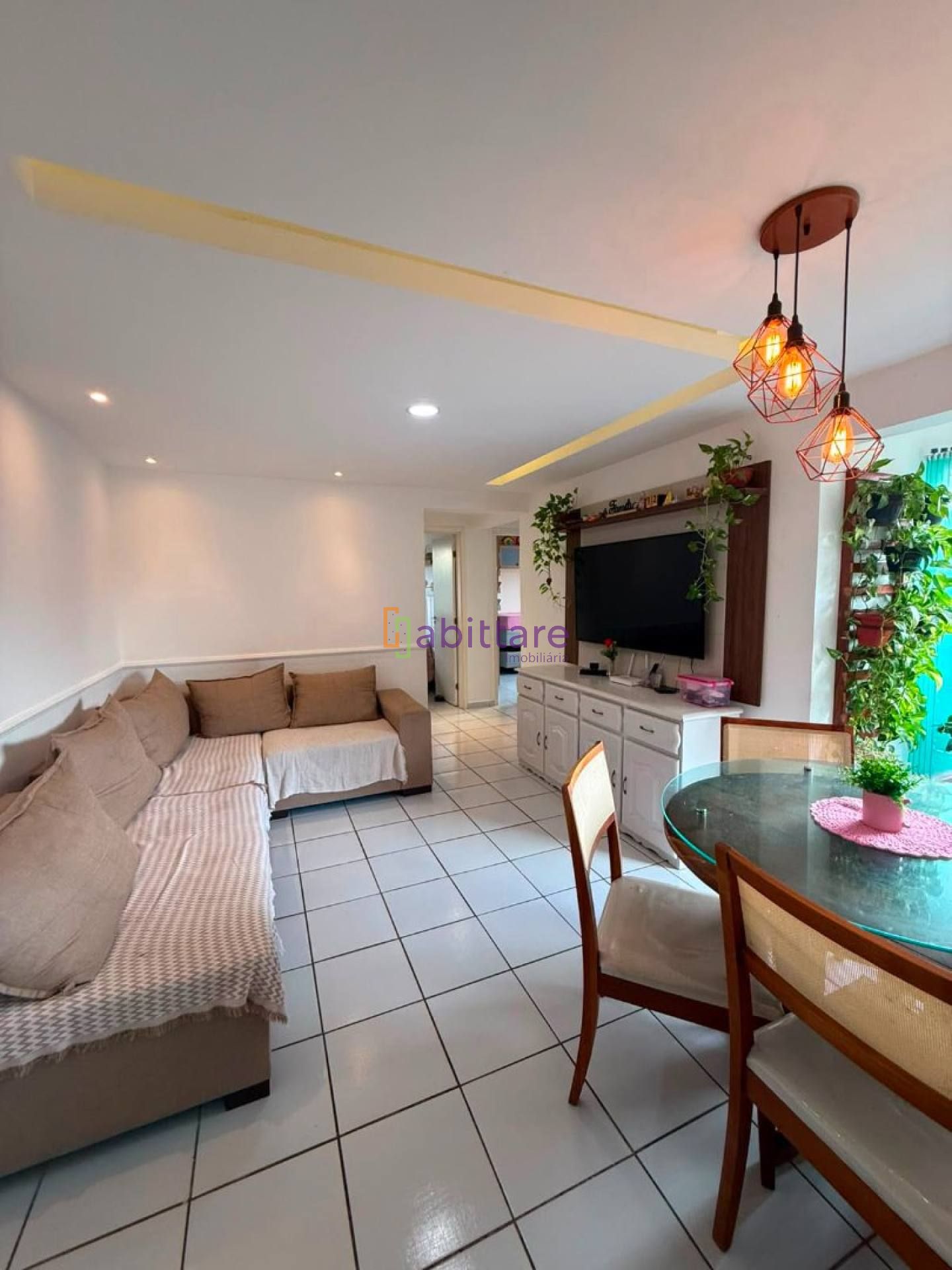 Alugo Apartamento SEMI MOBILIADO com 3 quartos no Village das Palmeiras Prime 1