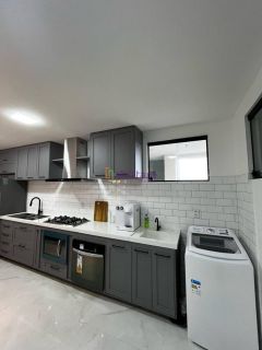Apartamento MOBILIADO de 03 quartos (1 suíte e 2 semi-suítes) no Sport Garden - Olho D'água