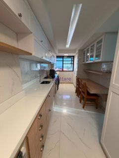 Cobertura de 164m² com 4 quartos no Edifício Luggano moderno e todo reformado.