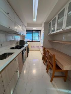 Cobertura de 164m² com 4 quartos no Edifício Luggano moderno e todo reformado.