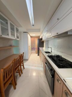 Cobertura de 164m² com 4 quartos no Edifício Luggano moderno e todo reformado.