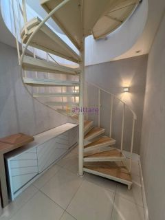 Cobertura de 164m² com 4 quartos no Edifício Luggano moderno e todo reformado.