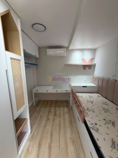 Cobertura de 164m² com 4 quartos no Edifício Luggano moderno e todo reformado.